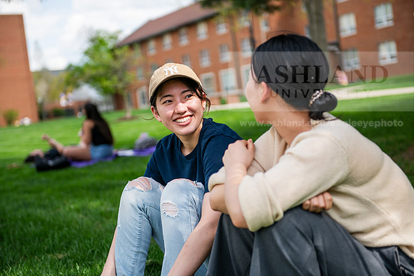 040SpringCampusLife0425AWB_9749