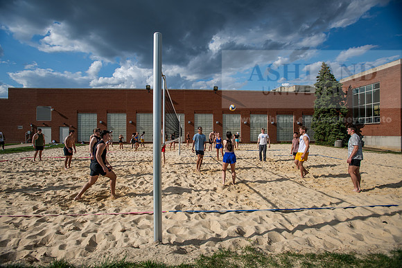 170SpringCampusLife0425AWB_0302