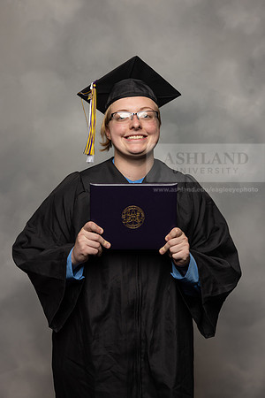081SpGradBachelorArts0524CCP10883