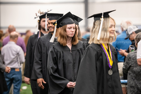 181SpGradProcessional0524AWB_8607
