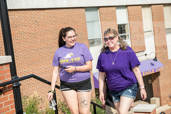 MoveInDay0824AWB_1508