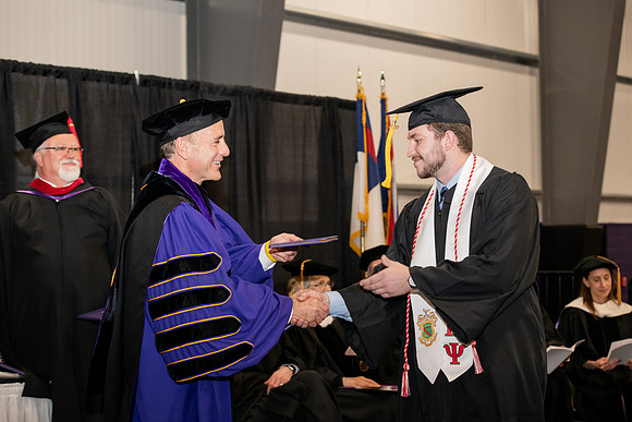 034SPGraduates0522ALW_1465