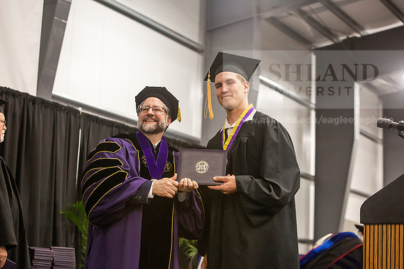 118SpGradBachelorSciNursing0525JH6Q8B9772