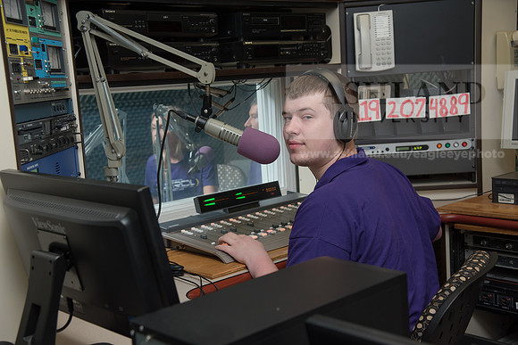 WRDLRadio0916ALW_8227