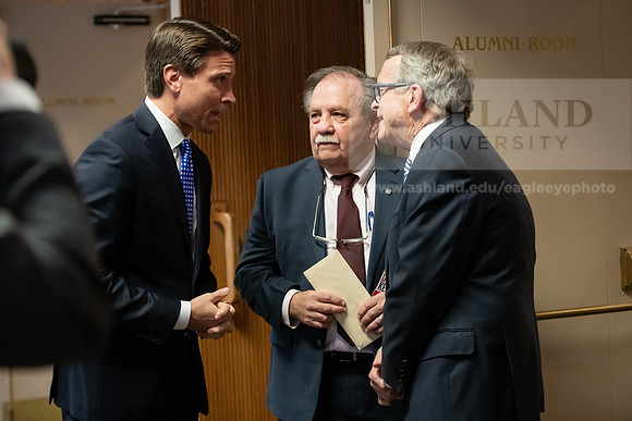 AsbrookGovMikeDeWine0120ALW_8628