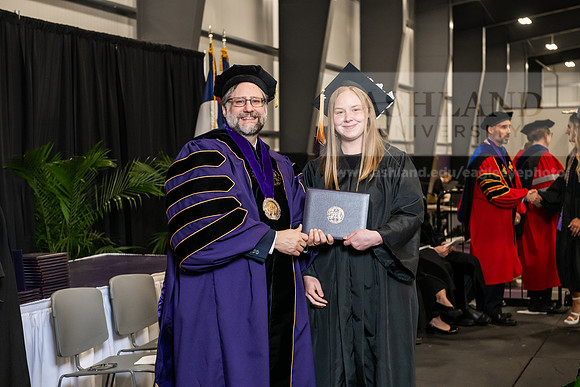 082SPGradBachelorScienceNursing0525AWB_4750