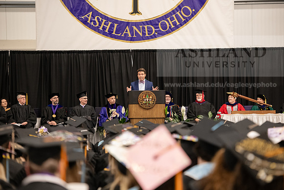 028SPGradCeremony0524AWB_8816