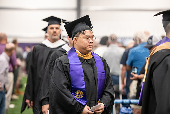 101SpGradProcessional0524AWB_8538