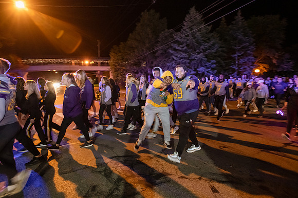 ParadeOfPurple1021ALW_6444