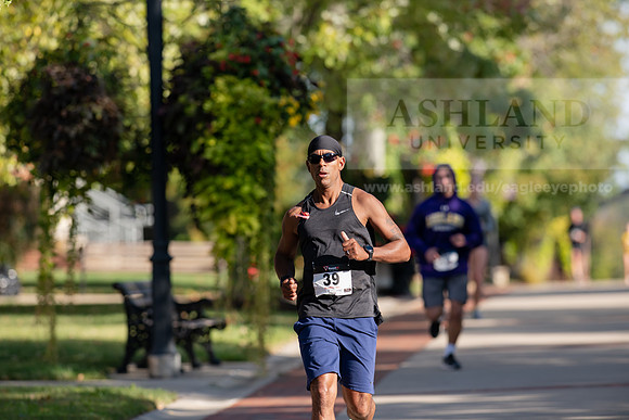 Homecoming5kFunRunWalk1019ALW_4152