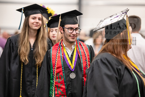 292SpGradProcessional0524AWB_8691