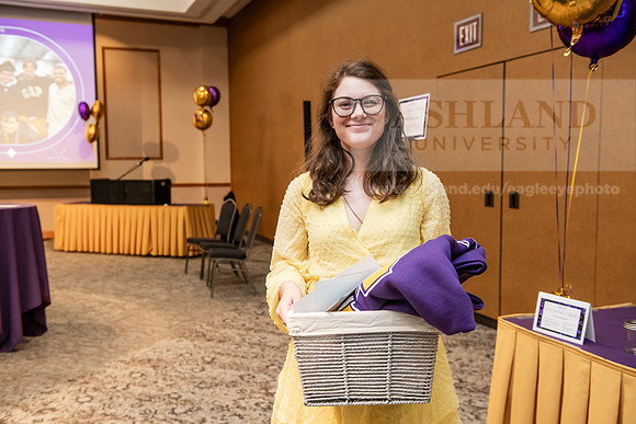 WinterGradCelebration1224AWB_6035
