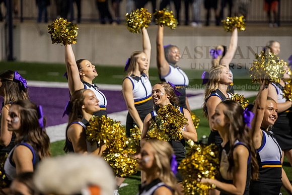 AUvIUPFootball0924AWB_3984