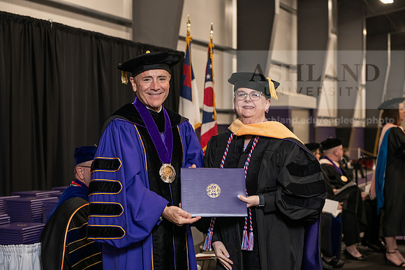 005SpGradDoctorNursing0524AWB_9052