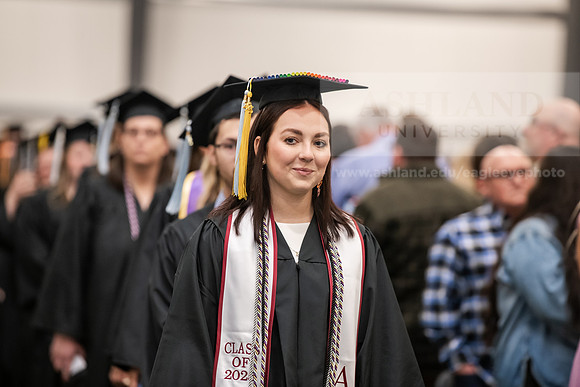 335SpGradProcessional0525AWB_2552