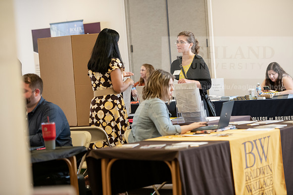 CareerGradFair0919ALW_7611