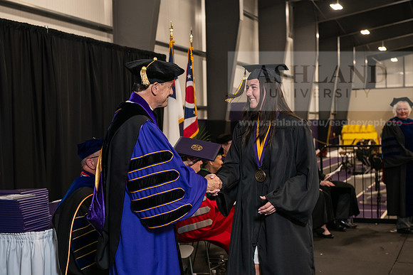 006SpGradBachelorFineArts0524AWB_9532