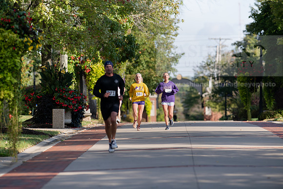 Homecoming5kFunRunWalk1019ALW_4168