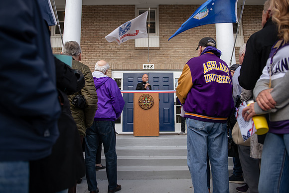 HomecomingUSAHouseRibbonCeremony1023AWB_6072