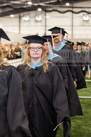 043SpGradProcessional0524CCP10181