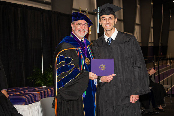 007WIGraduates1222ALW_0934