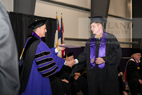 032SPGraduates0522ALW_1176