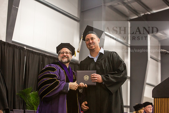 170SpGradBachelorArts0525JH6Q8B8937