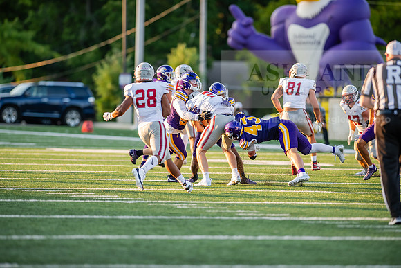 AUvIUPFootball0924AWB_3609