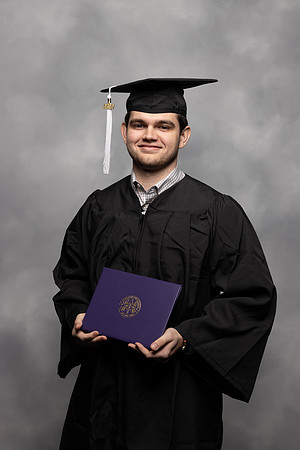 033WIGraduates1222FU1A0962