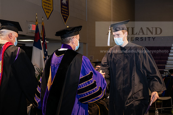 037BachelorArtsWiGrad1221ALW_6858