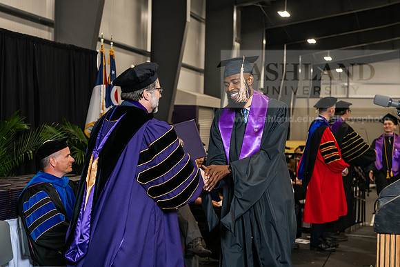 020SpGradMasterBusinessAdmin0525AWB_3071