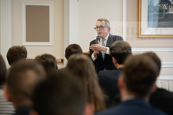 AsbrookGovMikeDeWine0120ALW_9154