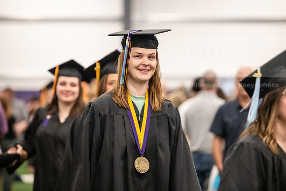 346SpGradProcessional0524AWB_8725
