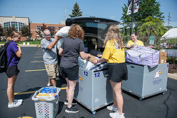 MoveInDay0824AWB_0291