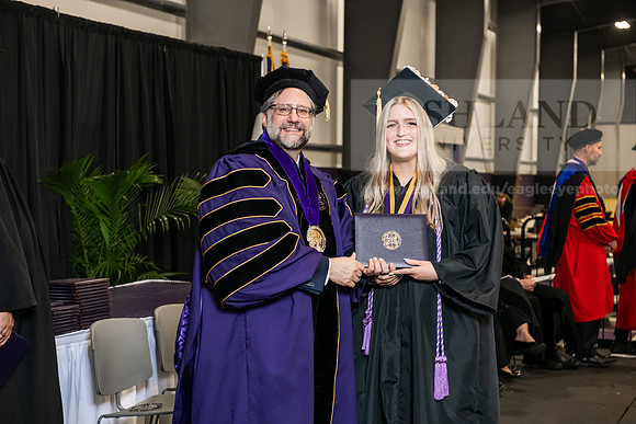 060SPGradBachelorScienceNursing0525AWB_4733