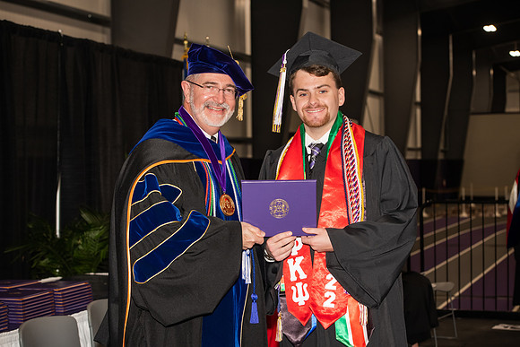 077WIGraduates1222ALW_0779