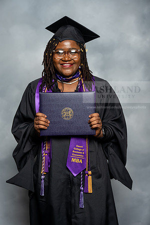 005SpGradMasterBusinessAdmin0525AU-Graduation-2025-Andrew-0400