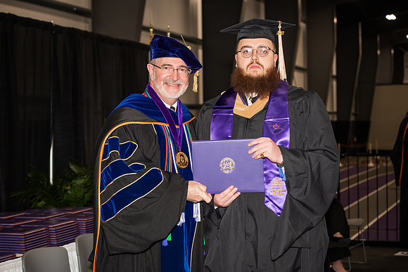 027WIGraduates1222ALW_0628
