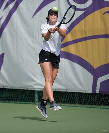 AUvWalshTennis0917ALW_2110