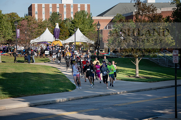 Homecoming5kFunRunWalk1019ALW_3995