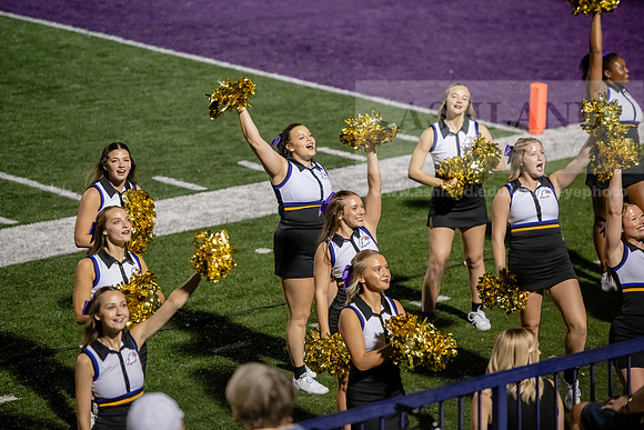 AUvIUPFootball0924AWB_3968