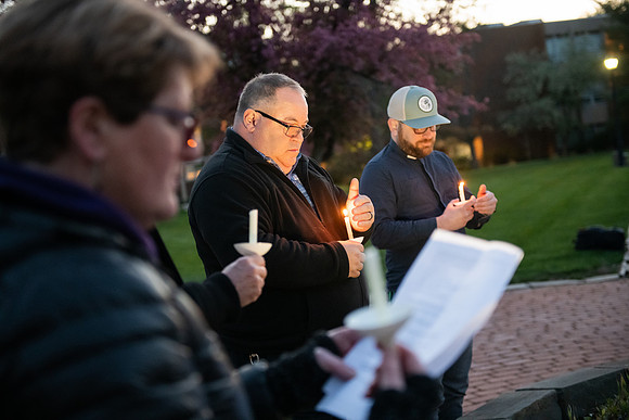 PeaceVigil0422ALW_8406