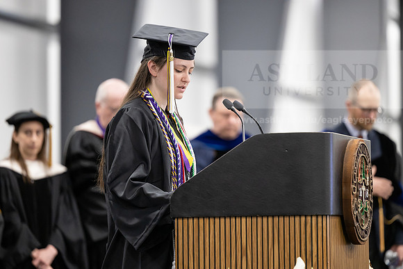 019SPGradCeremony0522FU1A8773