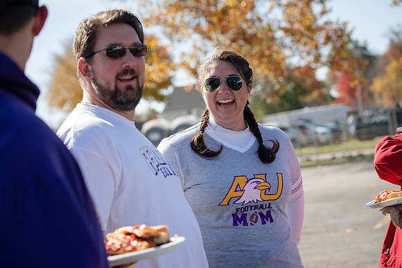 HomecomingPizzaPizza1022ALW_0364