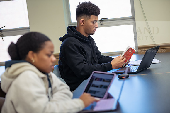 AfricanAmericanLit1022ALW_6235