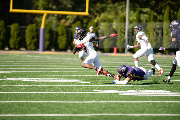 AUvDavenportFootball1019ALW_7210