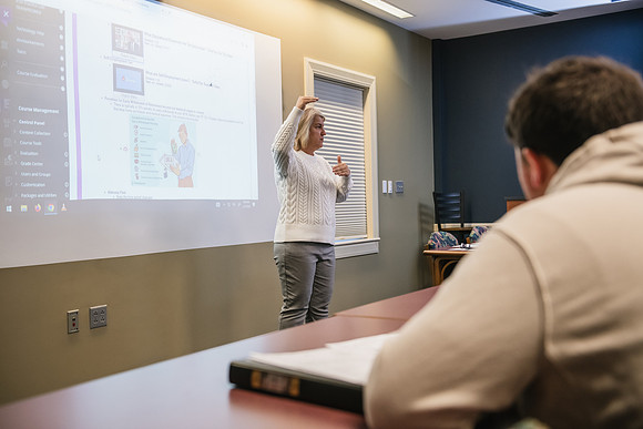 AccountingIndividualTaxClass0324AWB_4703