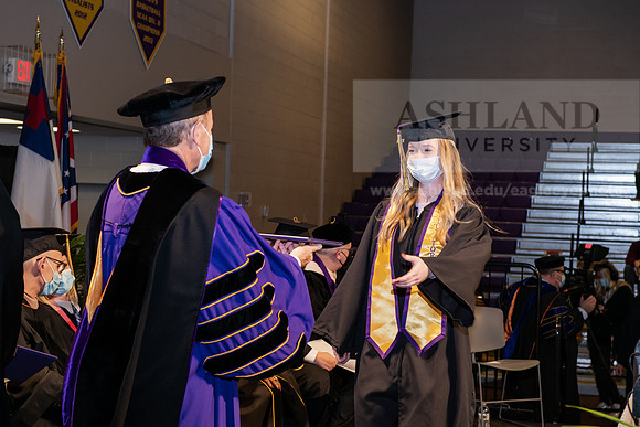 032BachelorBusinessWiGrad1221ALW_6981