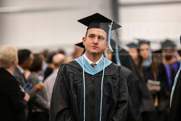 052SpGradProcessional0524AWB_8500