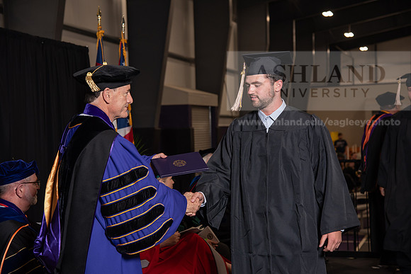 065SpGradBachelorScienceBusiness0524TR_DSC_5398